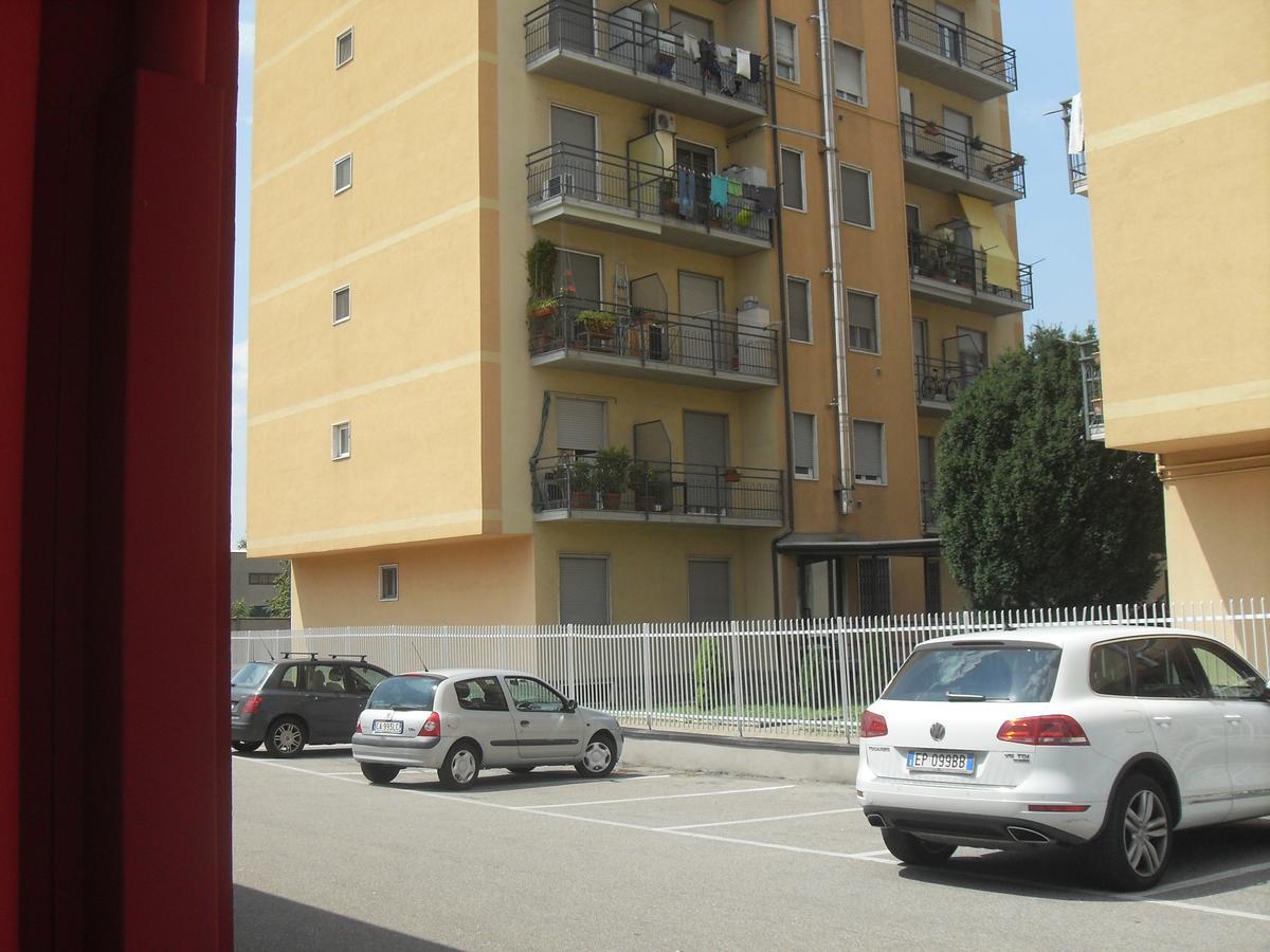Bed and Breakfast Sempione 72 Pogliano Milanese Zewnętrze zdjęcie